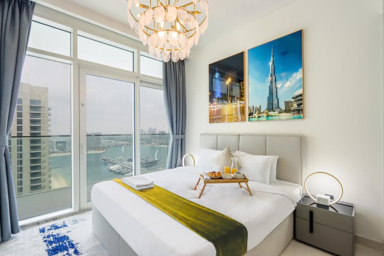 Livbnb Suites - 3 Bedroom With Private Beach Marina Skyline View Dubai Exteriör bild