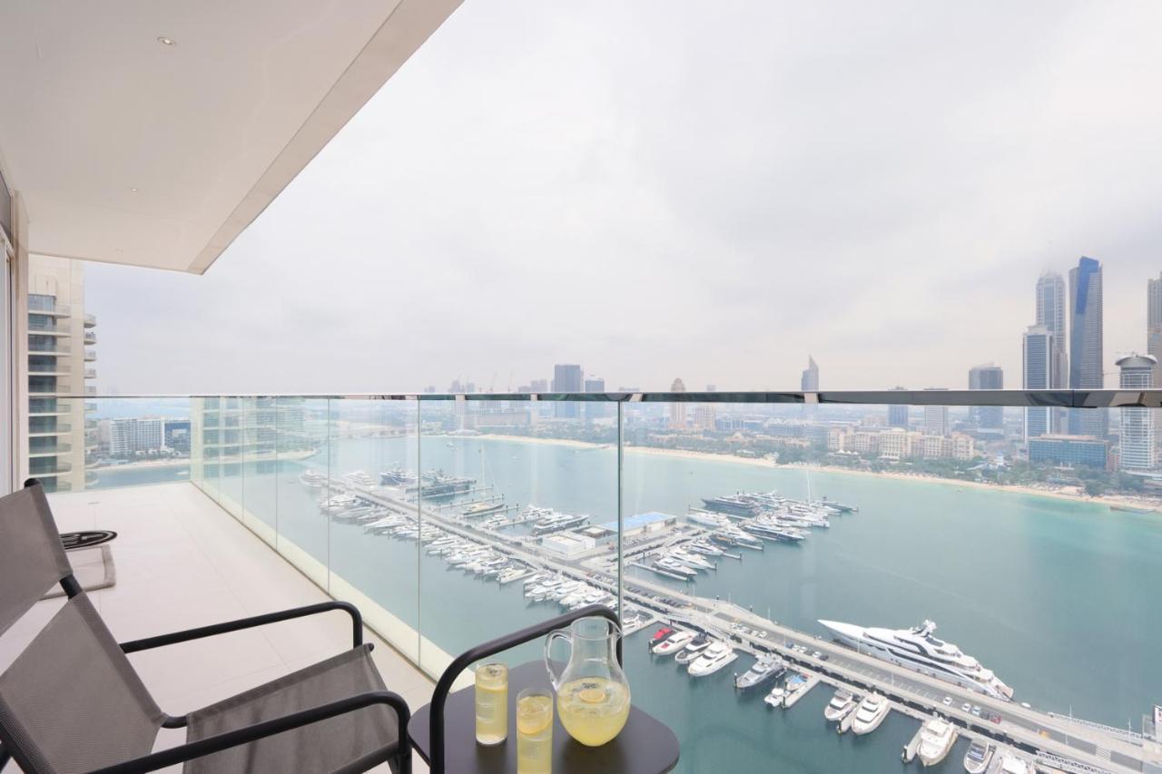 Livbnb Suites - 3 Bedroom With Private Beach Marina Skyline View Dubai Exteriör bild