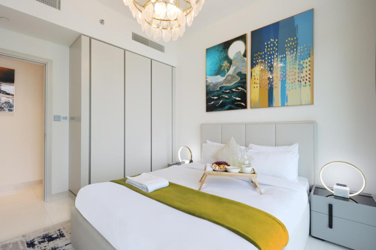 Livbnb Suites - 3 Bedroom With Private Beach Marina Skyline View Dubai Exteriör bild